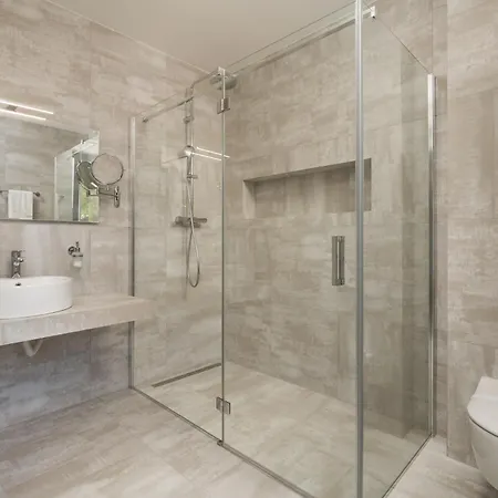 Apartment Hadrie Luxury And Rova Ed Vantacici